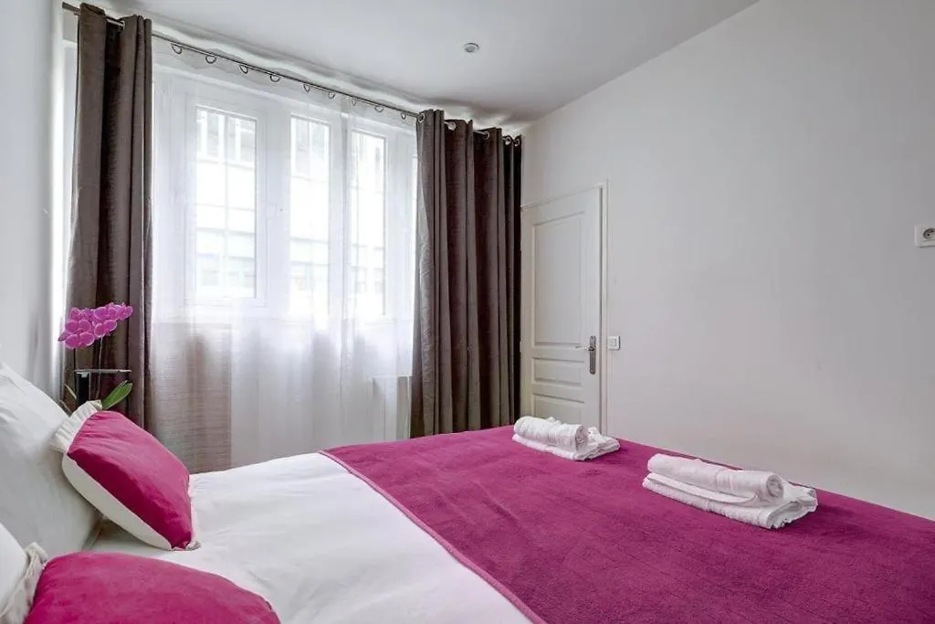 Bluestay 650 - Superb Apartment In Paris